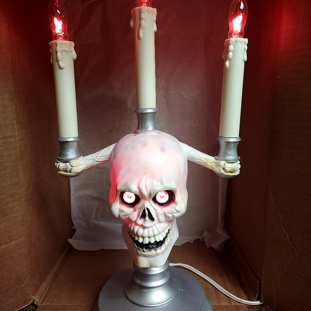Vintage  Halloween Flickering Flames  Candelabra Glowing Eyes in Original Box